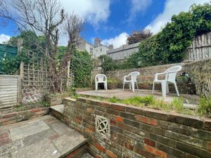 Photo 1- click for photo gallery